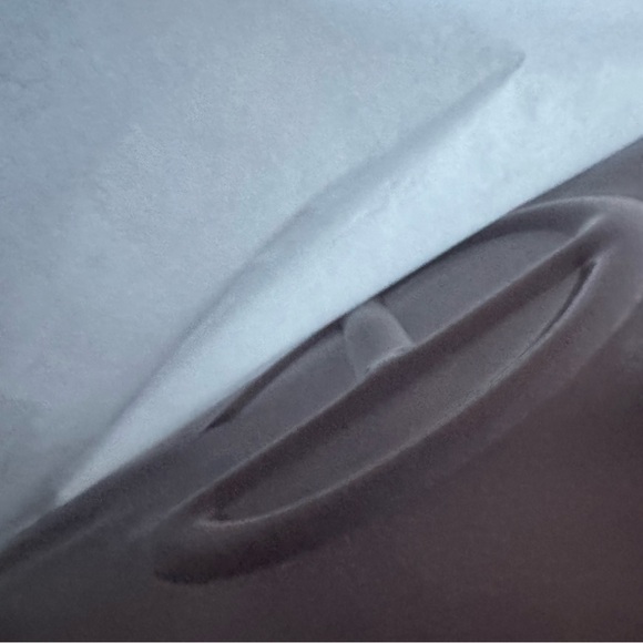 Telfar Chocolate Patent Tote | Medium | Vegan Leather - Picture 9 of 12